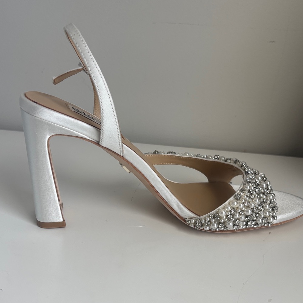 Badgley Mischka White Pearl & Crystal Embellished Satin Sandals - Picture 2 of 7